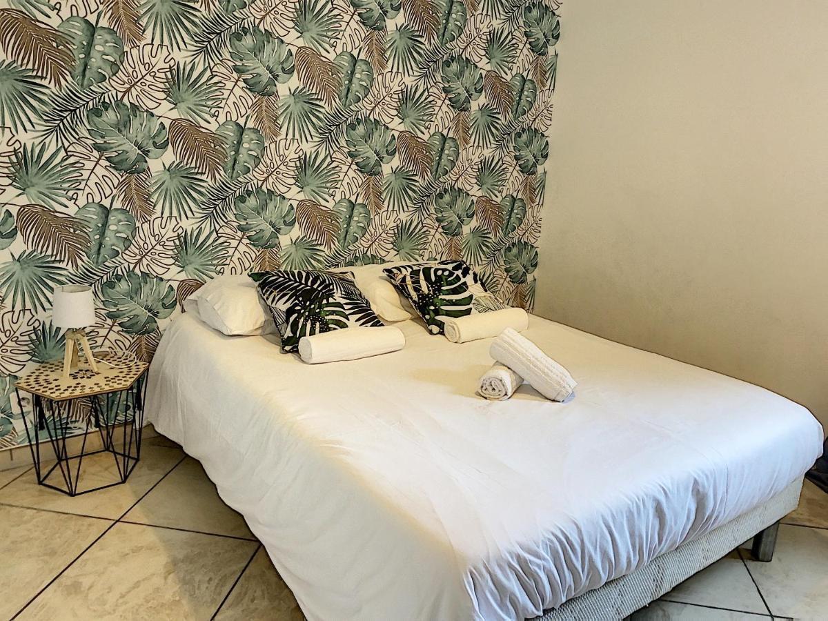 Grand Appartement Spacieux A 5 Min Du Centre Ville Аяччо Экстерьер фото